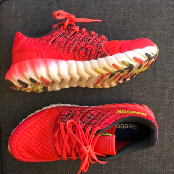 Reebok TwistForm Sneakers - Picture 1 of 3